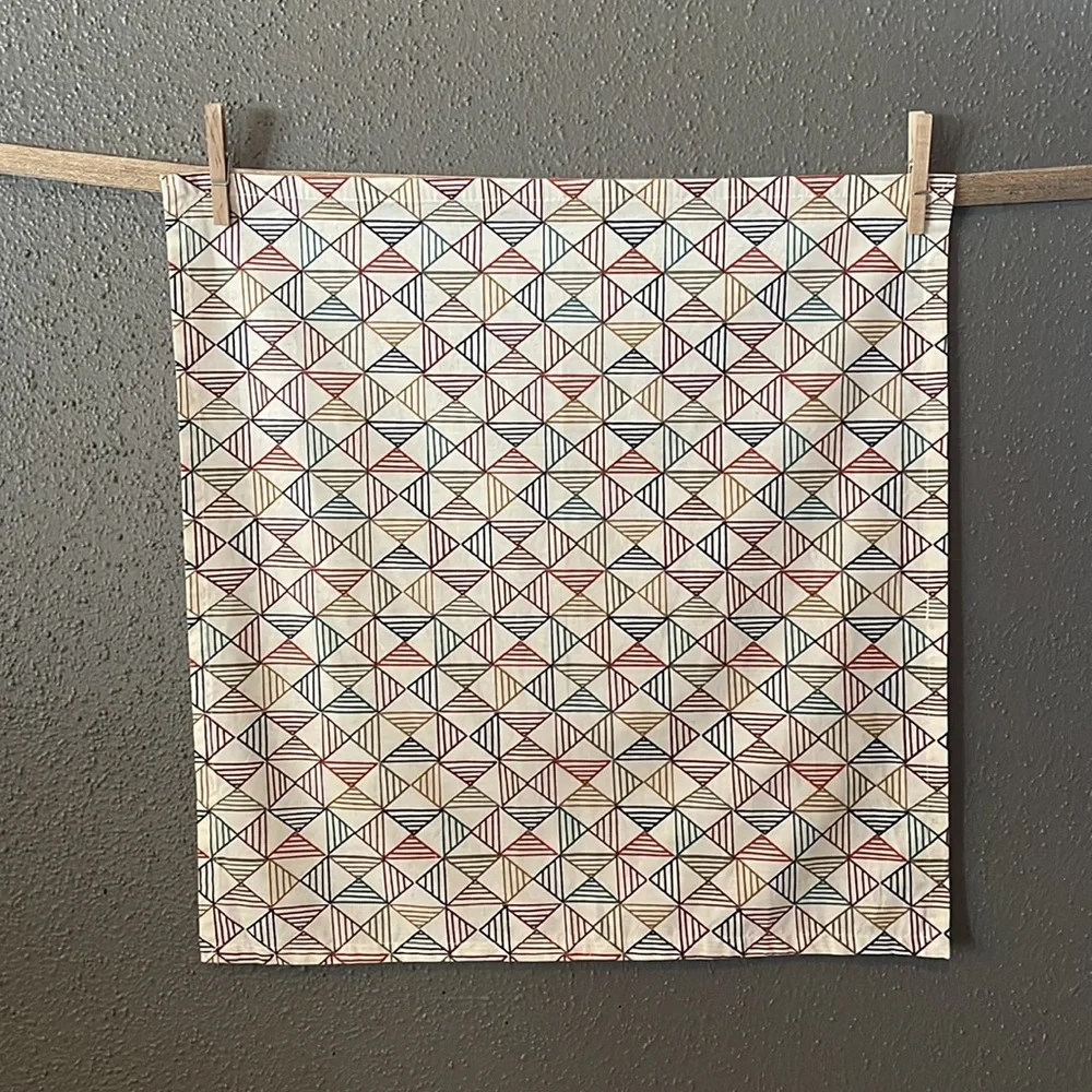 Crate & Barrel Polly Dinner Napkins
